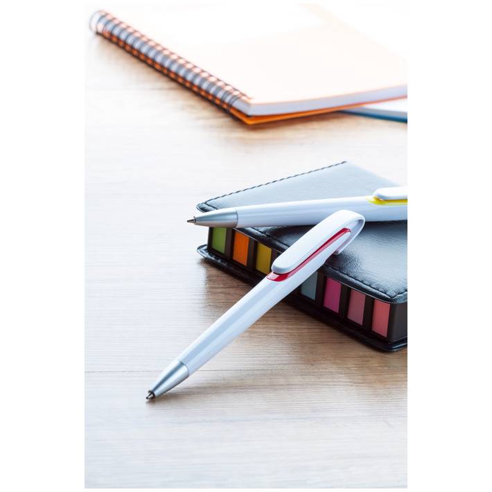 122/AP791578-05__DG1